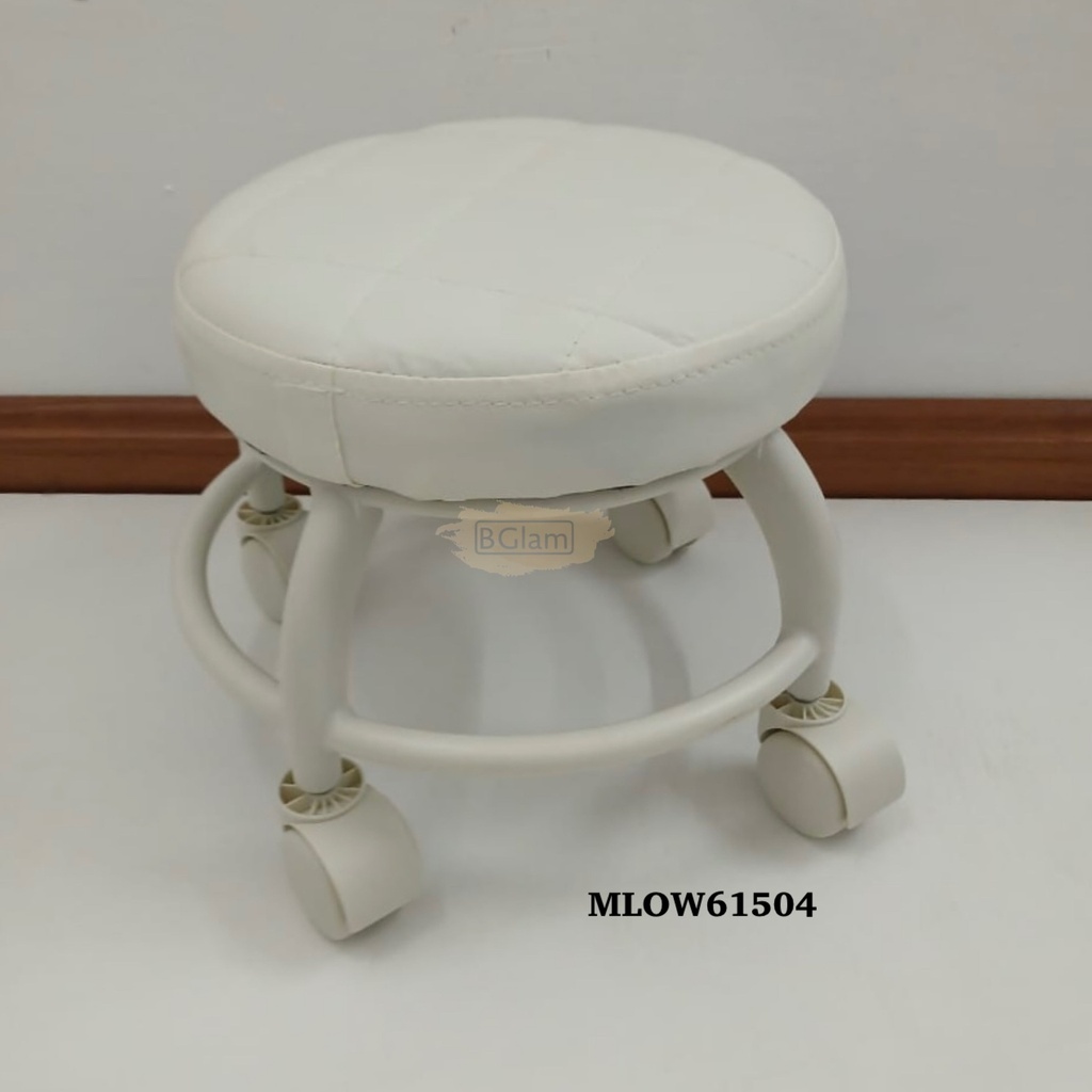 Low stool on wheels
